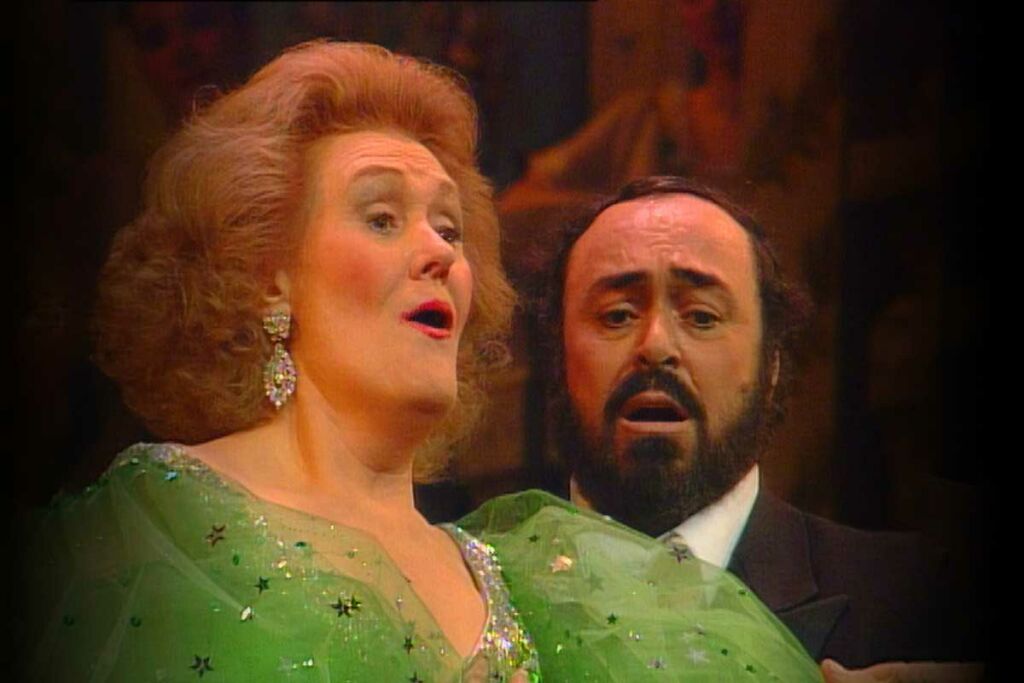 Dame Joan Sutherland and Luciano Pavarotti in a scene from the documentary La Stupenda – A Portrait of Dame Joan Sutherland.