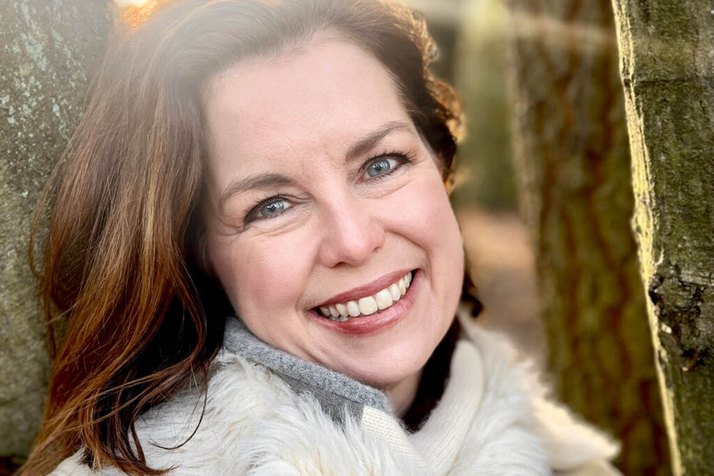 Joanna Forbes L’Estrange