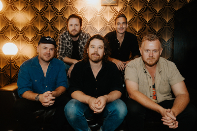 02BoyAndBear_31Aug2024_PhotoBy@lindseyblane (1)