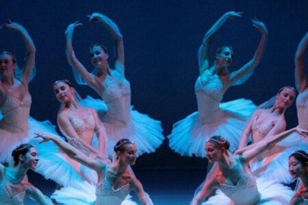 En Pointe with the Australian Ballet School