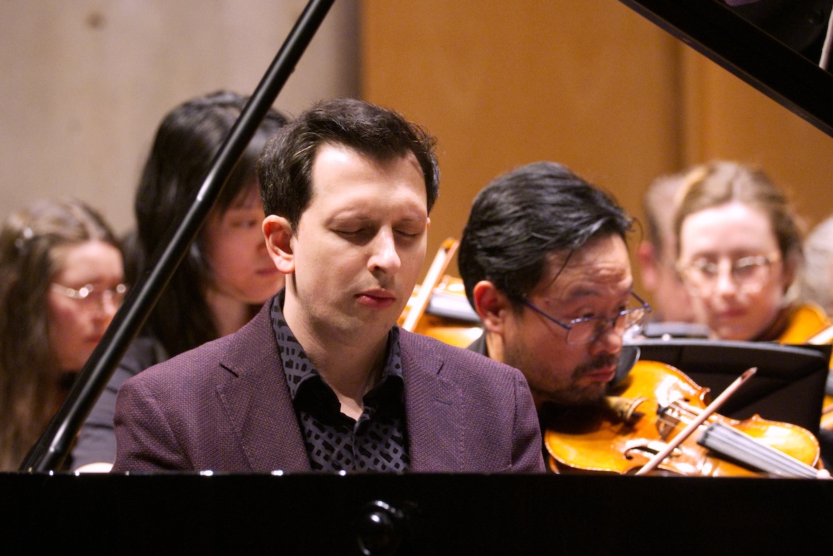 ★★★★ Echoes of Humanity (National Capital Orchestra)